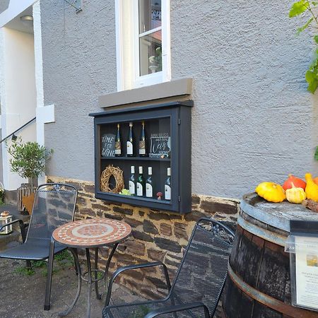 Weingut Matthias Dauns Apartment Reil Exterior photo